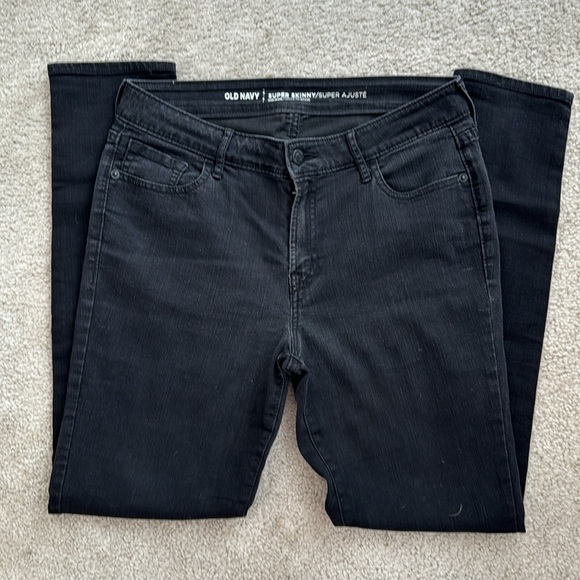 Bundle of 5 Pairs Old Navy Skinny Jeans - Picture 2 of 6